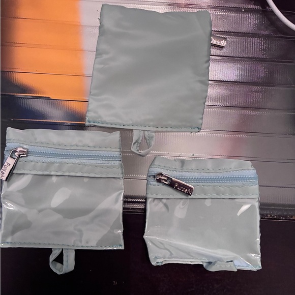 PurseN Glam Luxurious Travel Jewelry Tote 5”x5”x4” includes 12 pouches! - Picture 8 of 13